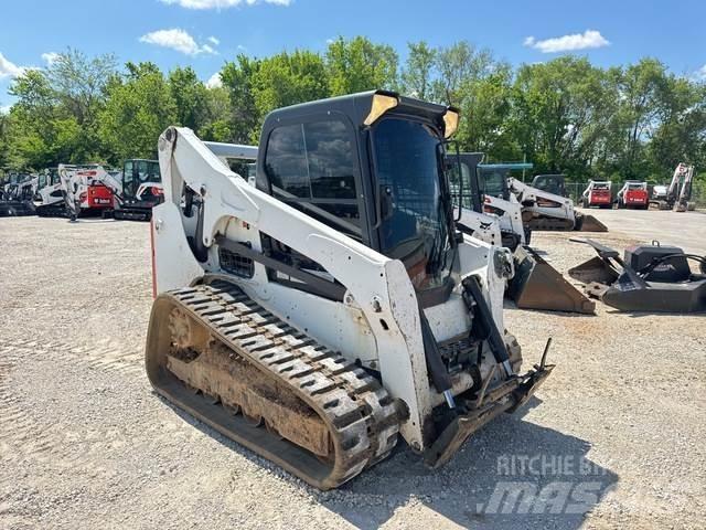 Bobcat T740 スキッドステアローダー