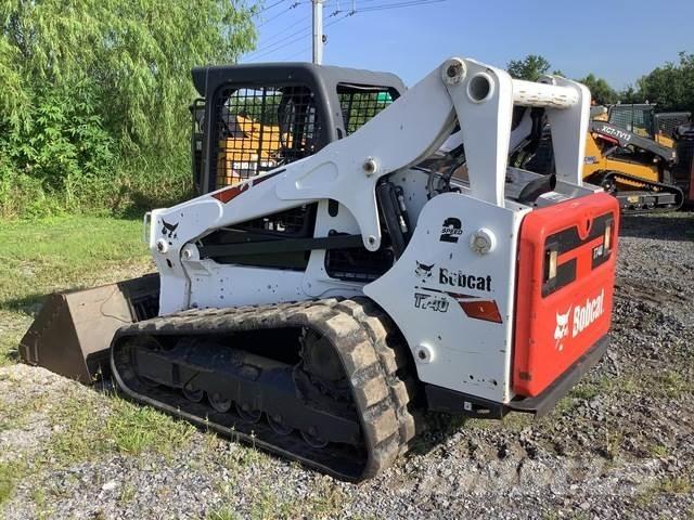 Bobcat T740 スキッドステアローダー