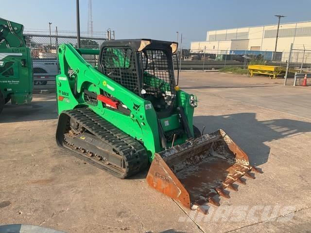 Bobcat T740 スキッドステアローダー