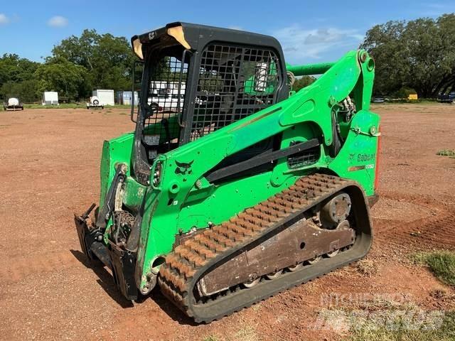 Bobcat T750 スキッドステアローダー