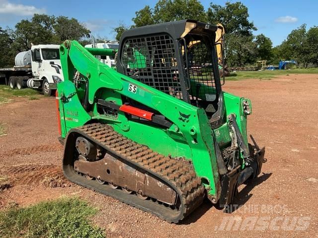 Bobcat T750 スキッドステアローダー