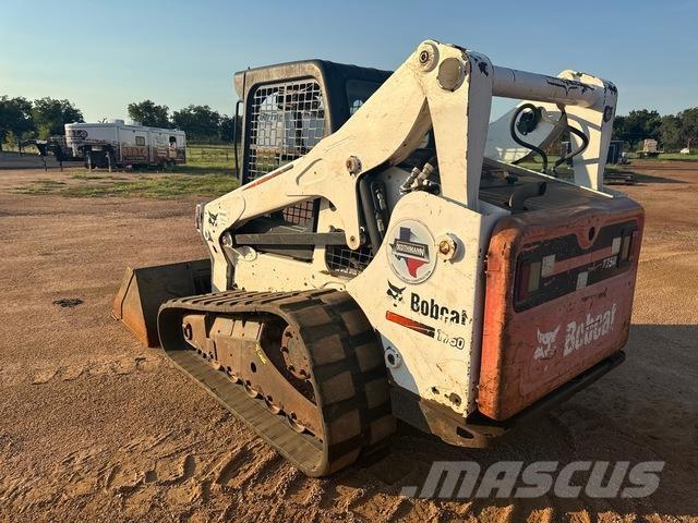Bobcat T750 スキッドステアローダー