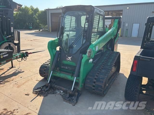 Bobcat T76 スキッドステアローダー