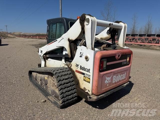 Bobcat T770 スキッドステアローダー