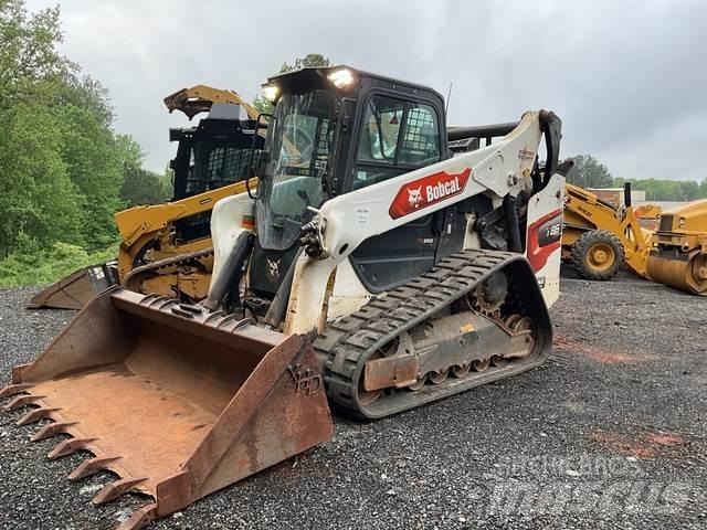 Bobcat T86 スキッドステアローダー