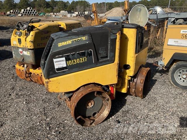 Bomag 8500 ソイルコンパクター