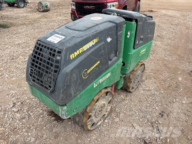 Bomag BMP 8500 ソイルコンパクター