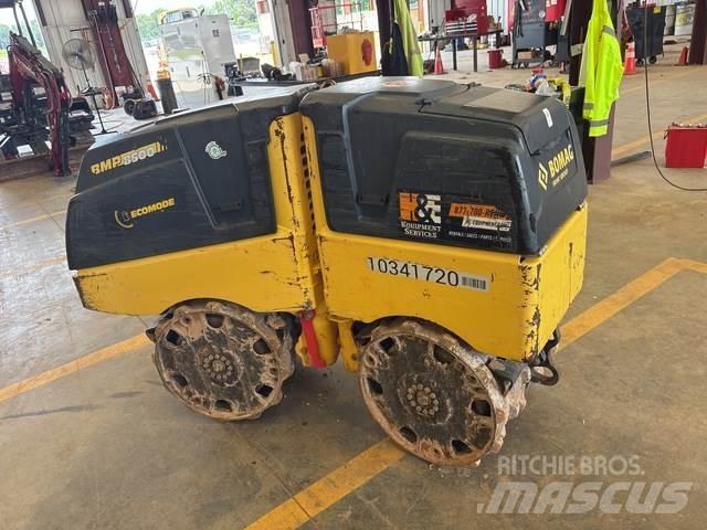 Bomag BMP8500 ソイルコンパクター