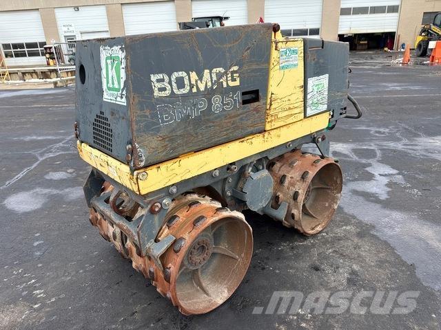 Bomag BMP851 ソイルコンパクター