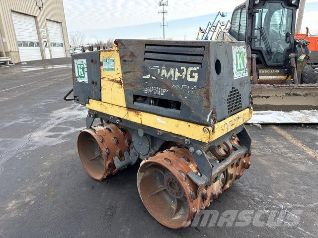 Bomag BMP851 ソイルコンパクター