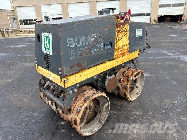 Bomag BMP851 ソイルコンパクター