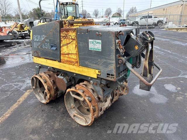 Bomag BMP851 ソイルコンパクター