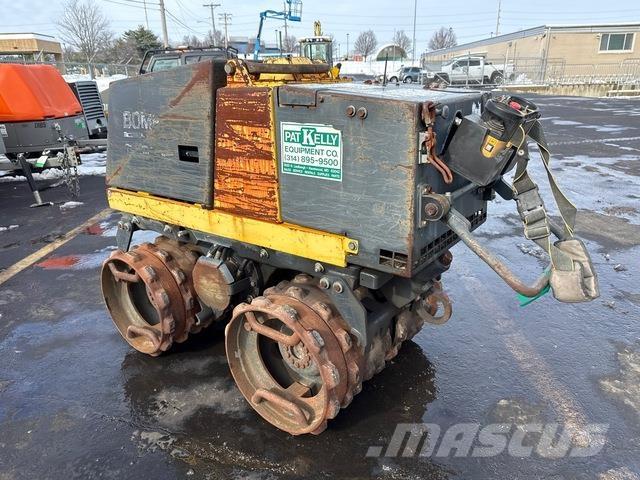 Bomag BMP851 ソイルコンパクター