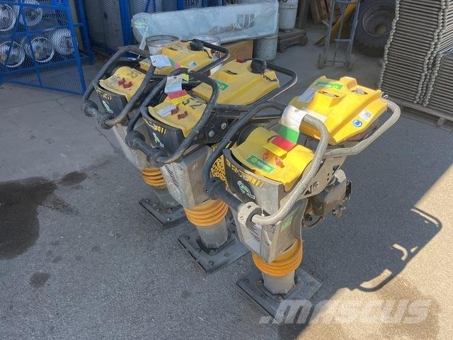 Bomag BT65/4 タンパ/転圧バイブレータ