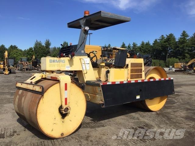 Bomag BW11AS タンデムローラ