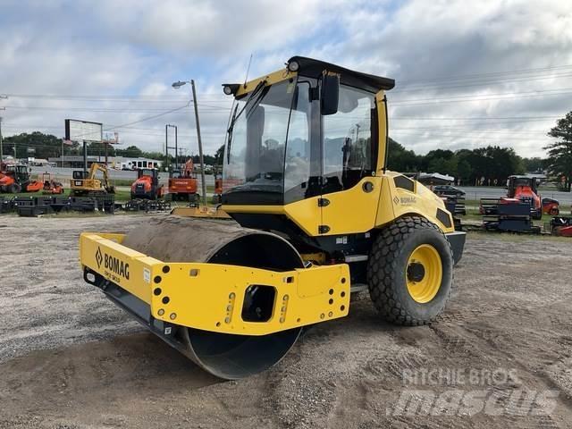 Bomag BW177D-5 振動ローラ