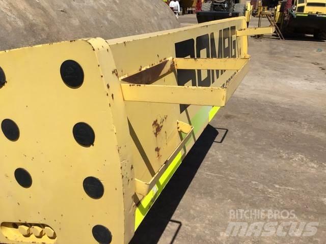 Bomag BW219DH-4 振動ローラ
