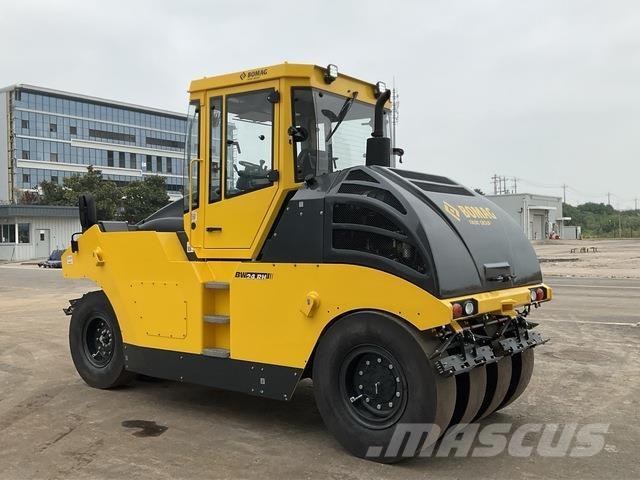 Bomag BW24RH コンバインドローラ