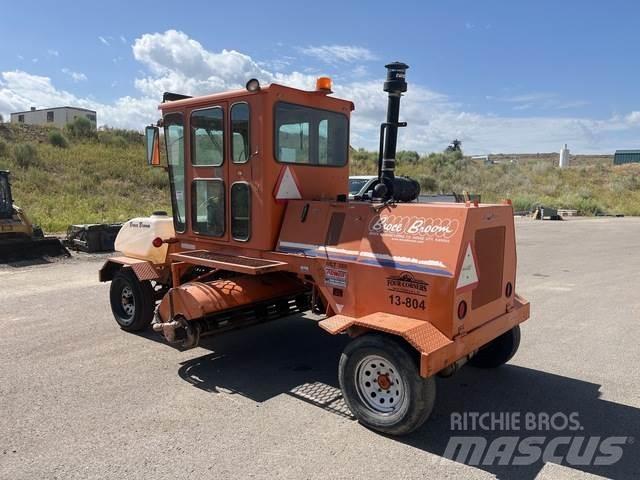 Broce RCT 350 屋内用スイーパー