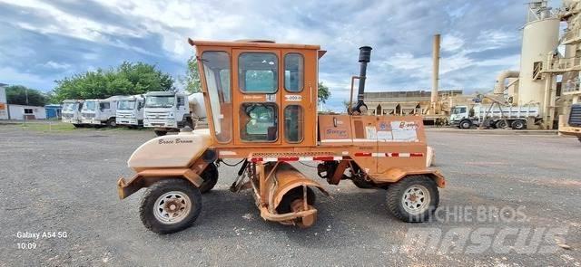 Broce RCT350 屋内用スイーパー