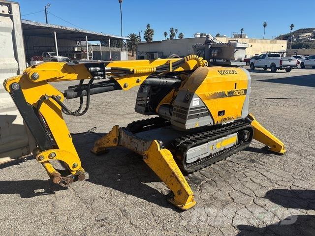 Brokk 400E 解体油圧ショベル