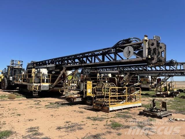 Bucyrus SKSS-16 サーフェイスドリルリグ