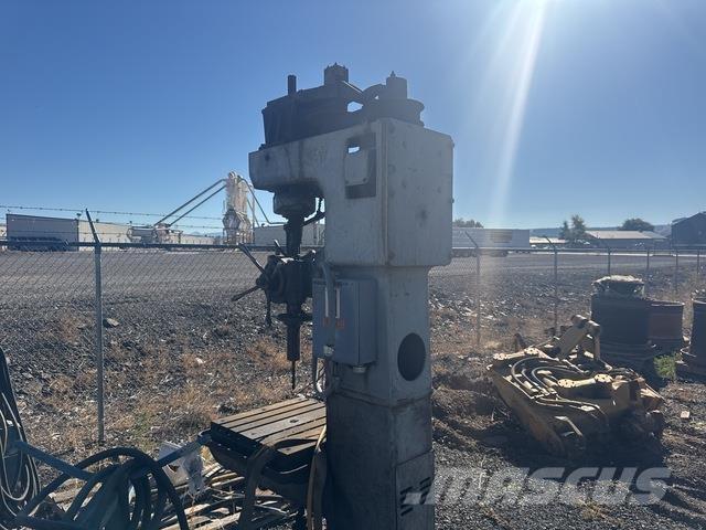 Buffalo  建設機械 -　その他