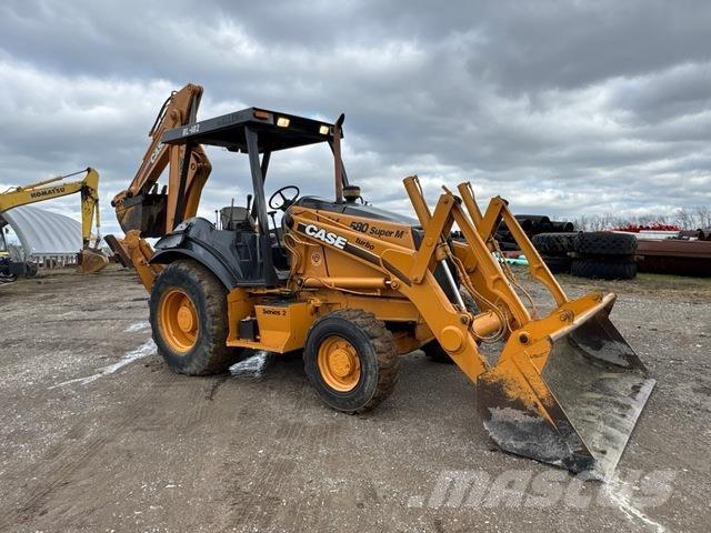 CASE 580M バックホーローダー