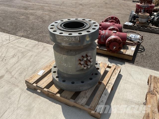  Casing Head 建設機械 -　その他