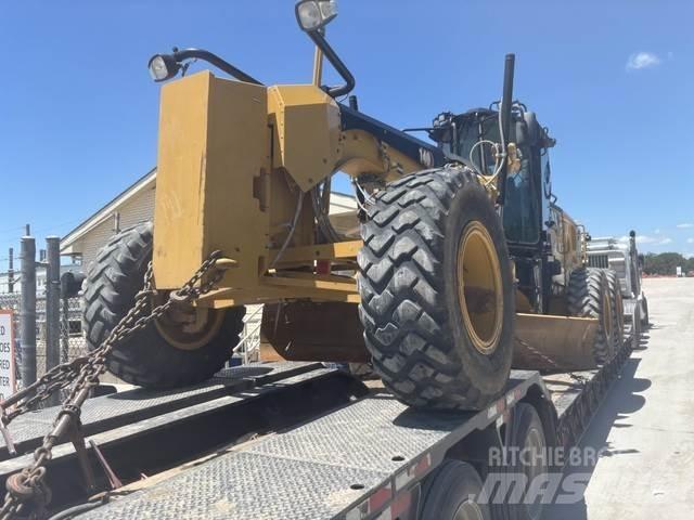 CAT 140 モーターグレーダー
