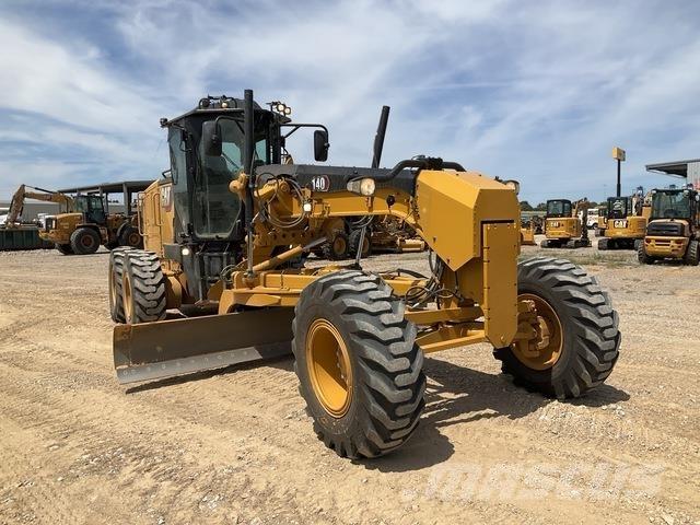 CAT 140 モーターグレーダー