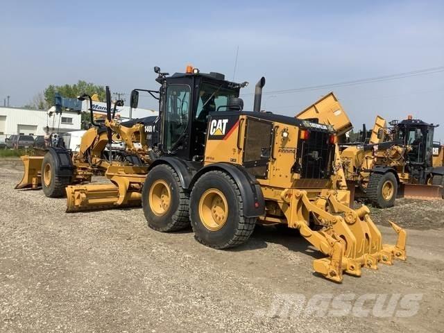 CAT 140M モーターグレーダー