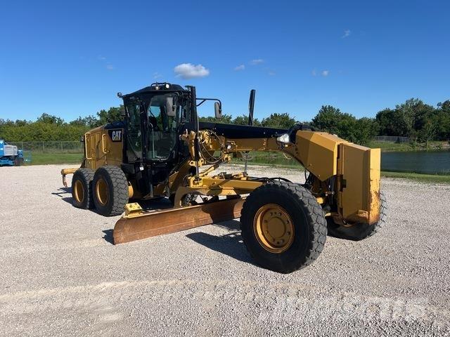 CAT 140M3 AWD モーターグレーダー