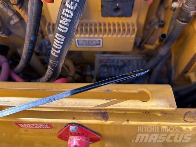 CAT 14M モーターグレーダー