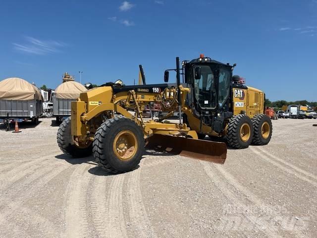 CAT 150 モーターグレーダー