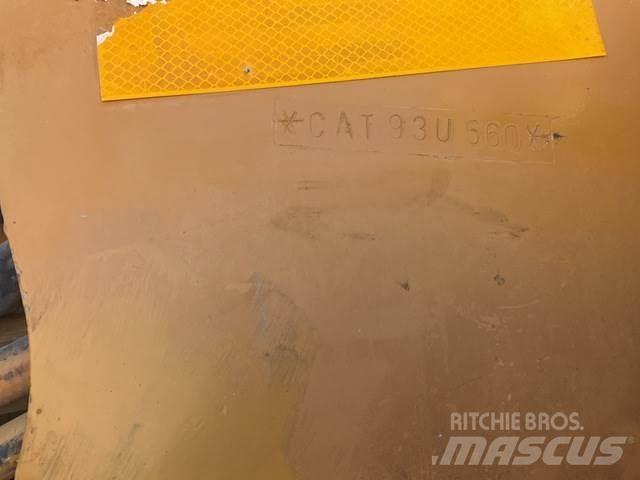 CAT 16G モーターグレーダー