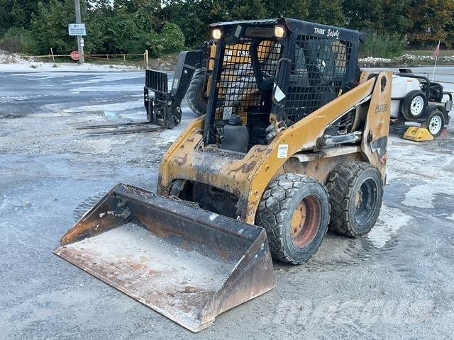CAT 226B3 スキッドステアローダー