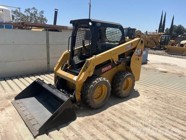 CAT 226D3 スキッドステアローダー