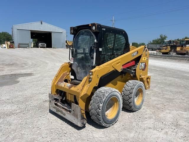 CAT 236D3 スキッドステアローダー