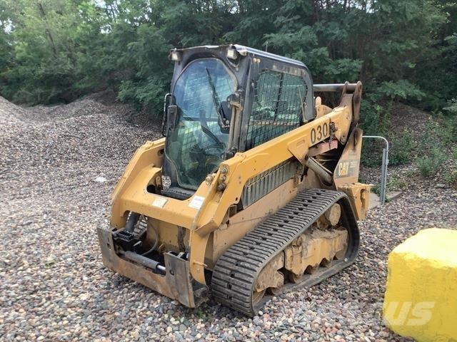 CAT 259D スキッドステアローダー