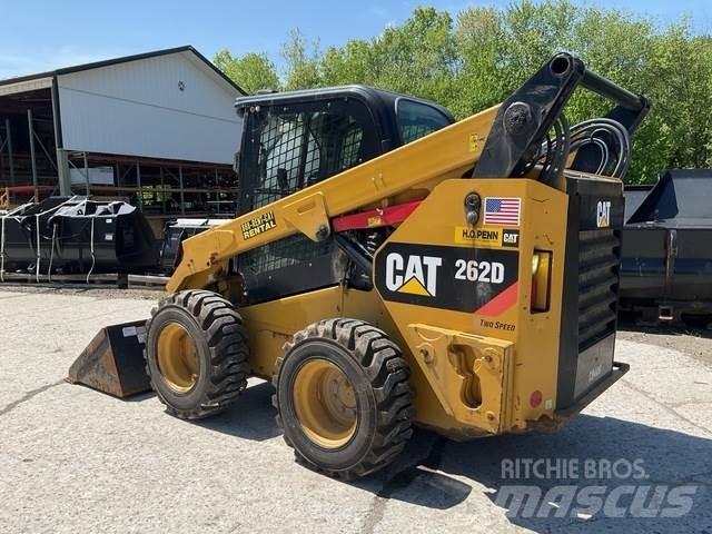 CAT 262D スキッドステアローダー