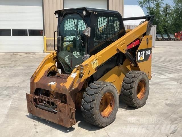 CAT 262D スキッドステアローダー