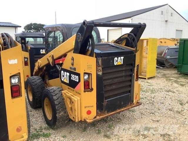 CAT 262D スキッドステアローダー