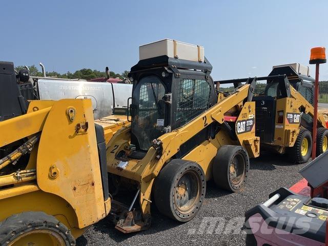 CAT 272D2XHP スキッドステアローダー