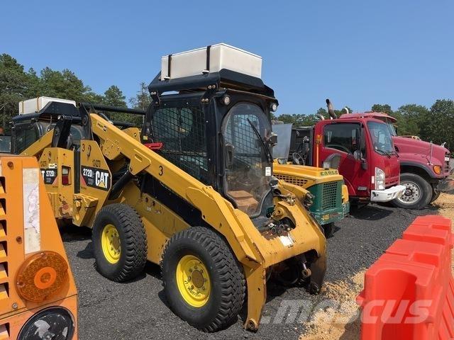 CAT 272D2XHP スキッドステアローダー