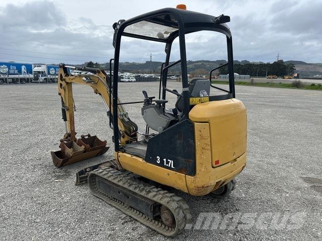 CAT 301.7D ミニ油圧ショベル 7t以下（ミニユンボ・ミニディガー）