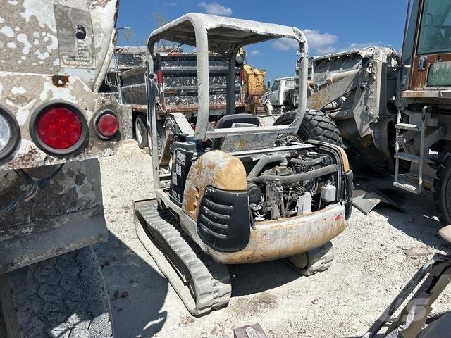 CAT 302.5 大型油圧ショベル12t以上（パワーショベル・ユンボ）