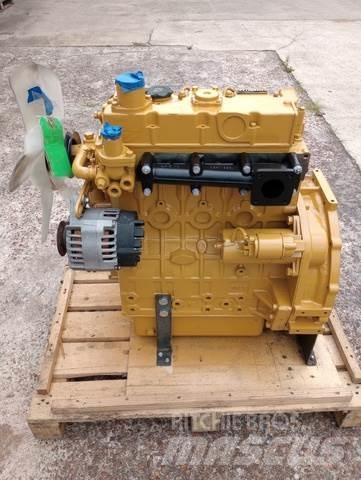 CAT 3024C エンジン