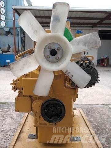 CAT 3024C エンジン