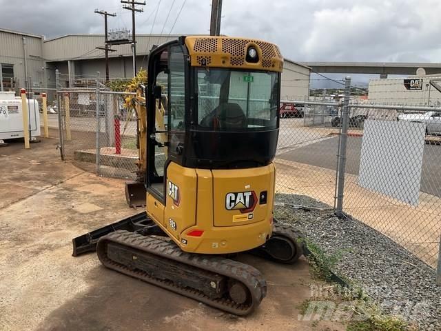 CAT 302CR 大型油圧ショベル12t以上（パワーショベル・ユンボ）